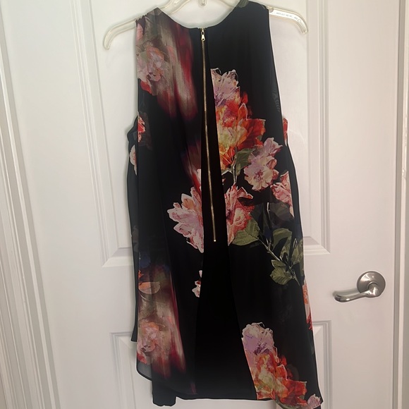 Size 12 back 2 layer with floral front midi dress - Picture 4 of 5